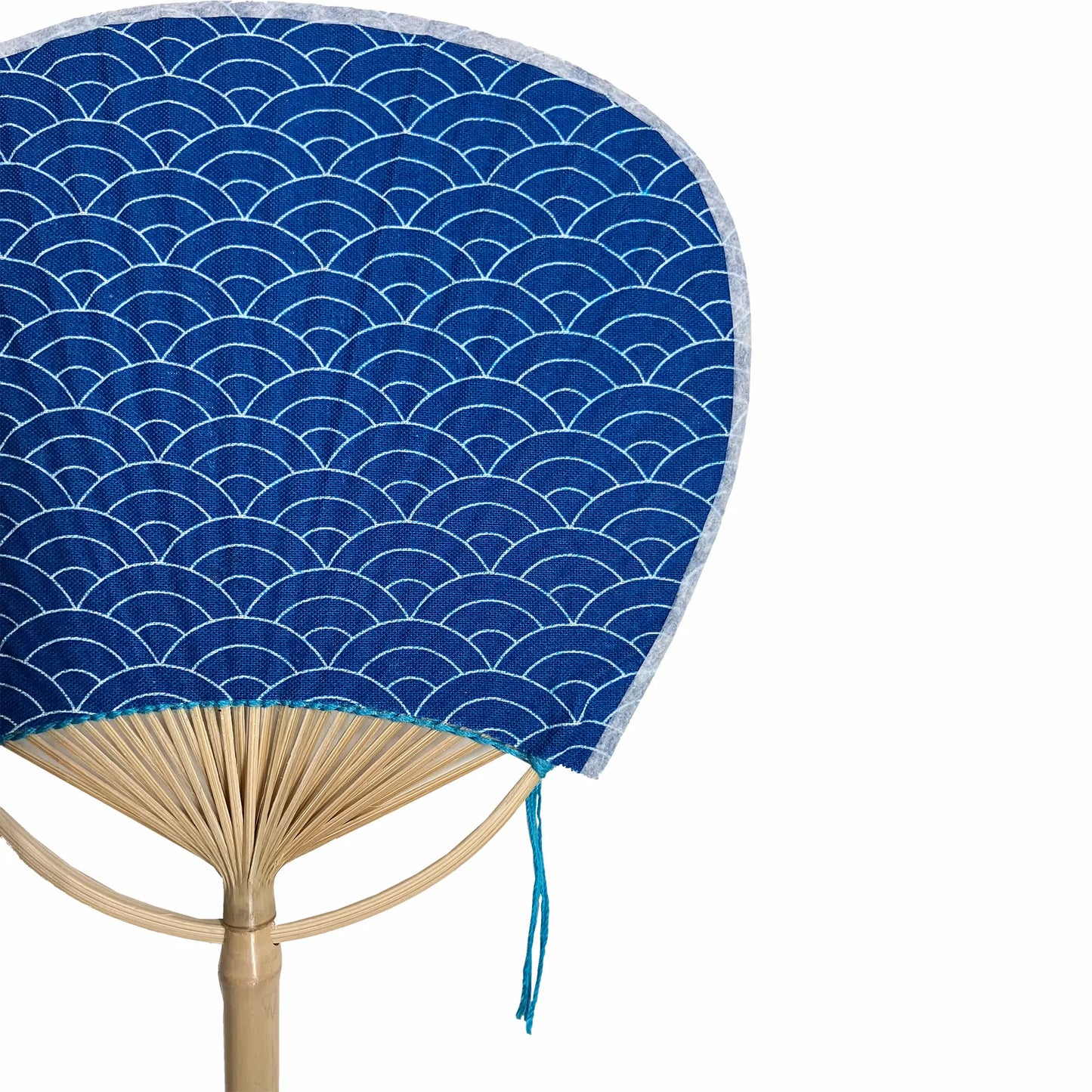 legume (esp. edible legumes or beans, such as beans boiled in soy sauce and sugar)round fansparsely growing pond smelt